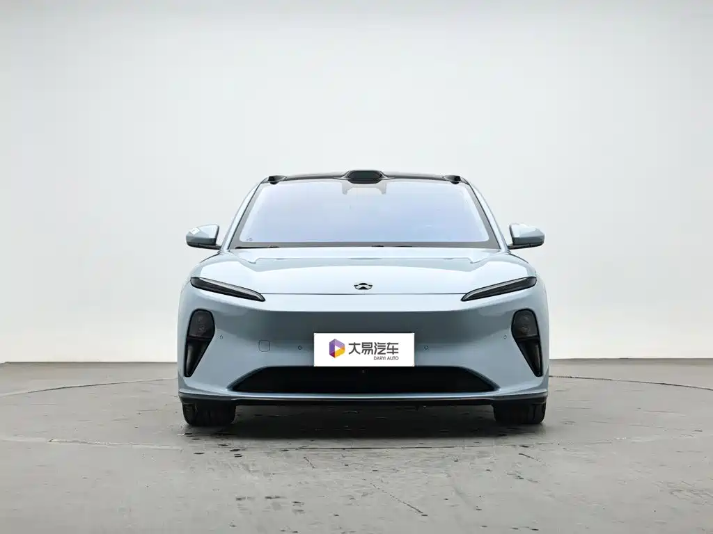 NIO ET5 — миниатюра 2