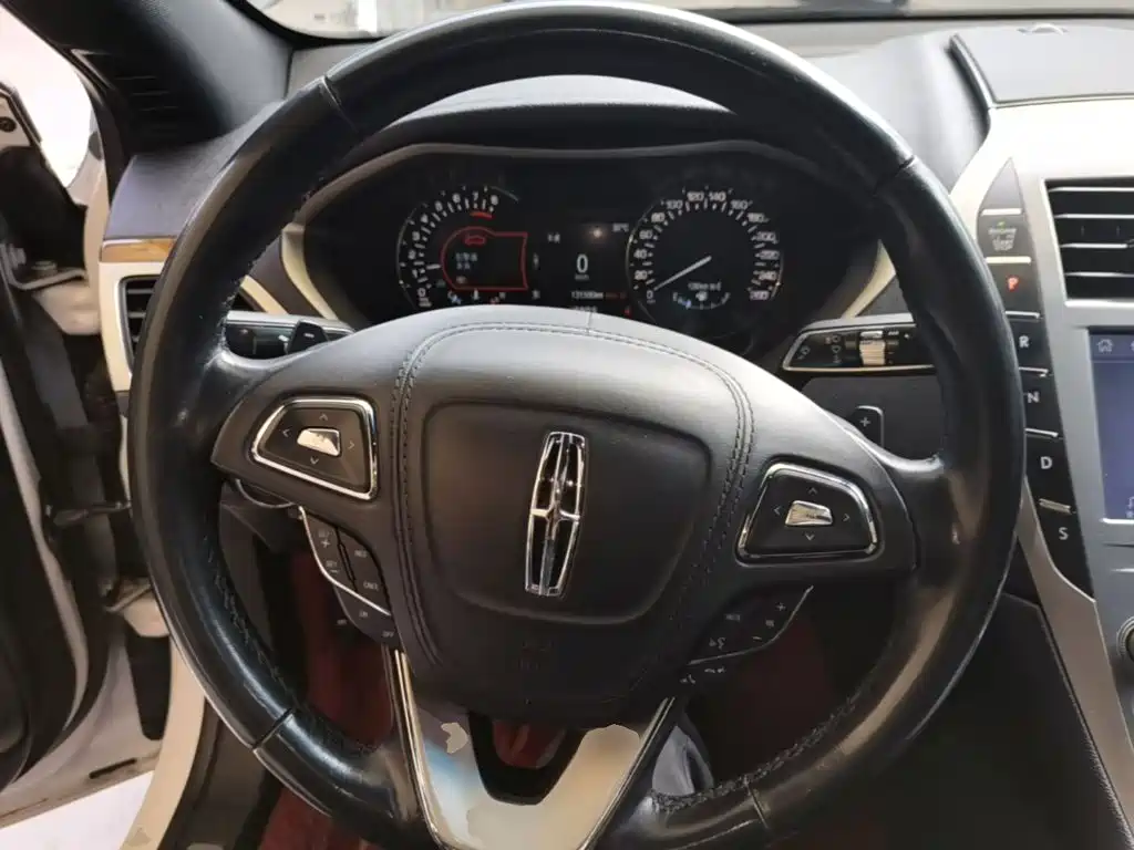 Lincoln MKZ — миниатюра 11