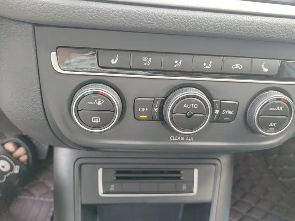 Volkswagen Tiguan — миниатюра 13