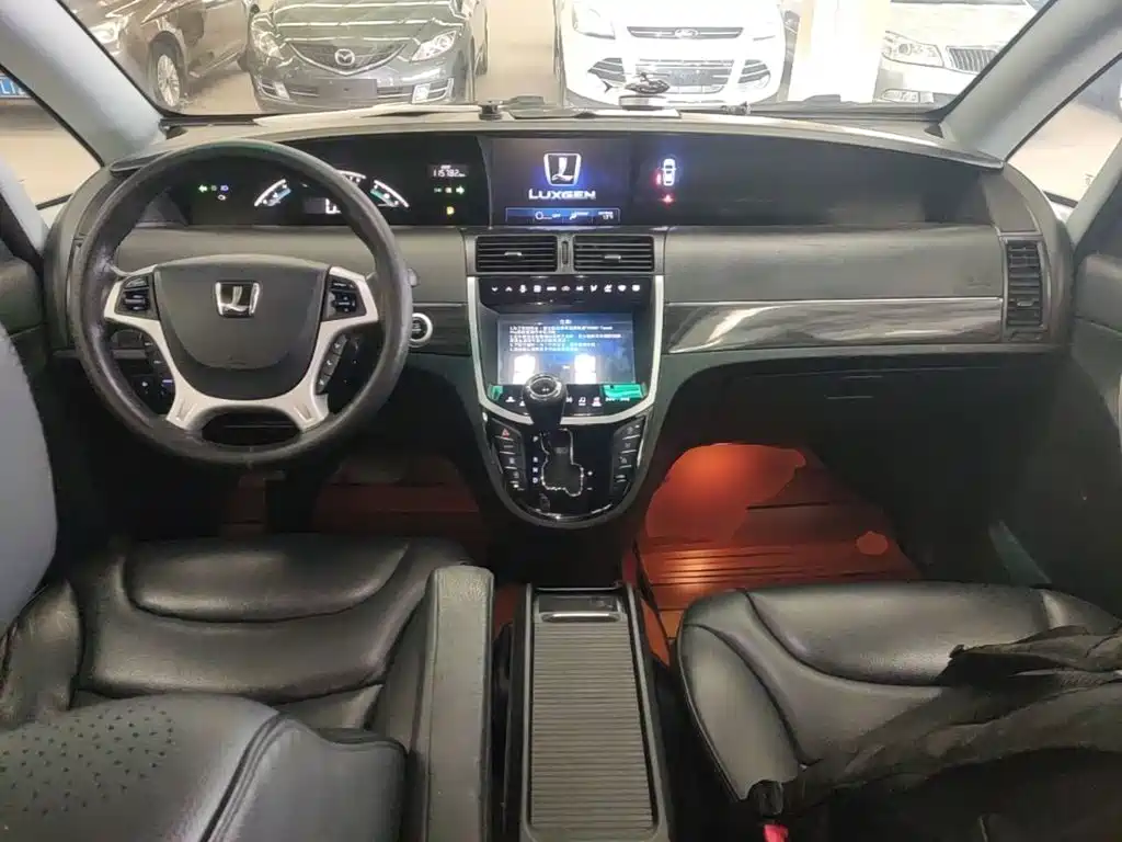 Luxgen 7 MPV 2.0T flagship type, фото 10