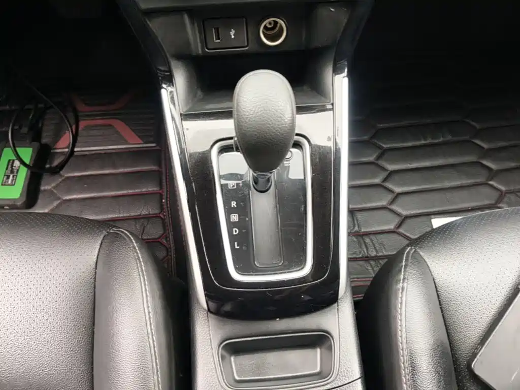 Nissan Sylphy — миниатюра 14