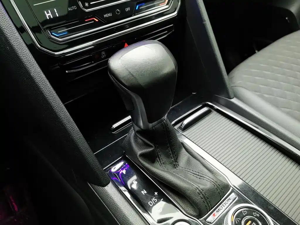 Volkswagen Teramont — миниатюра 13