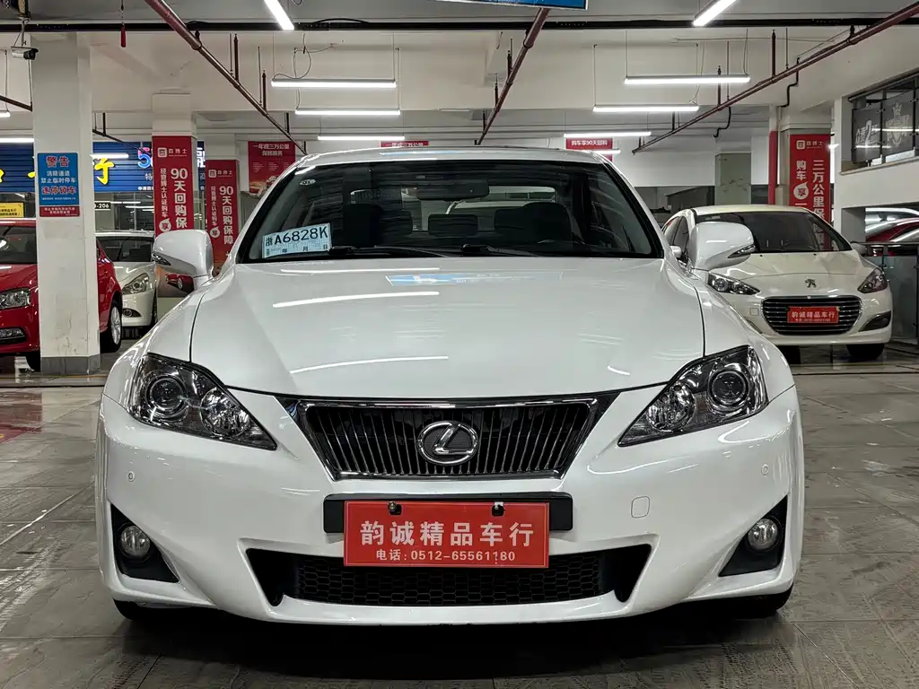Lexus IS — миниатюра 5