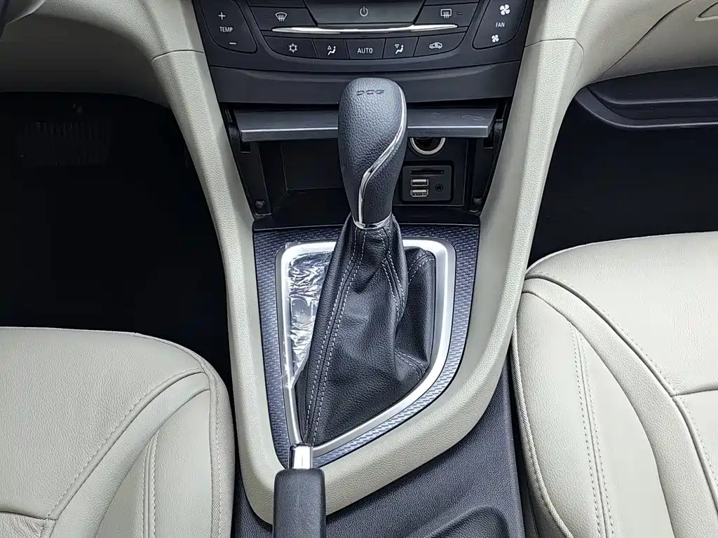 Buick Excelle — миниатюра 13