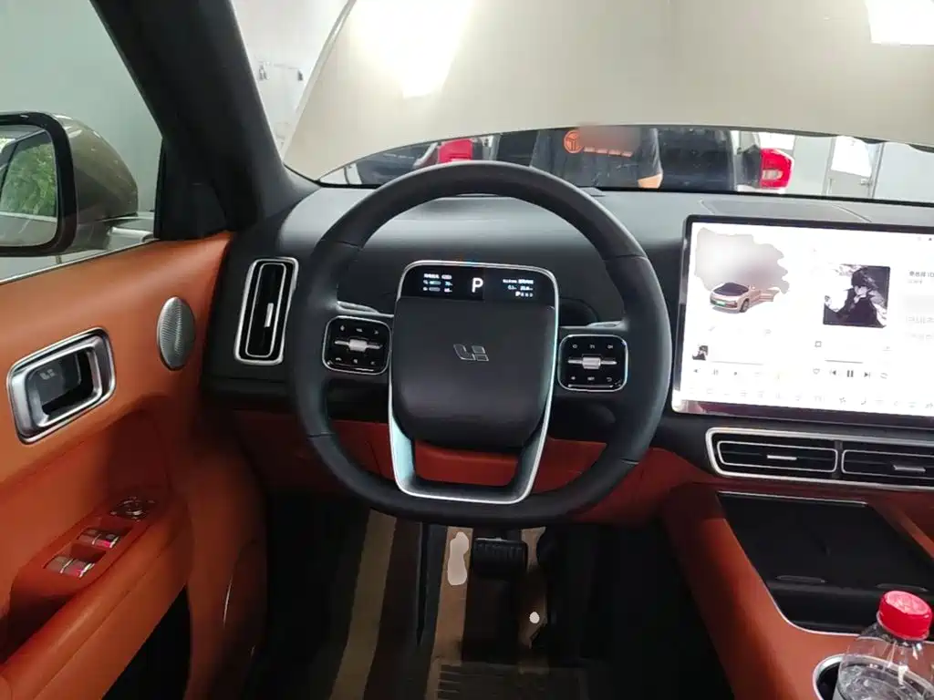 Li Auto Li L8 — миниатюра 11