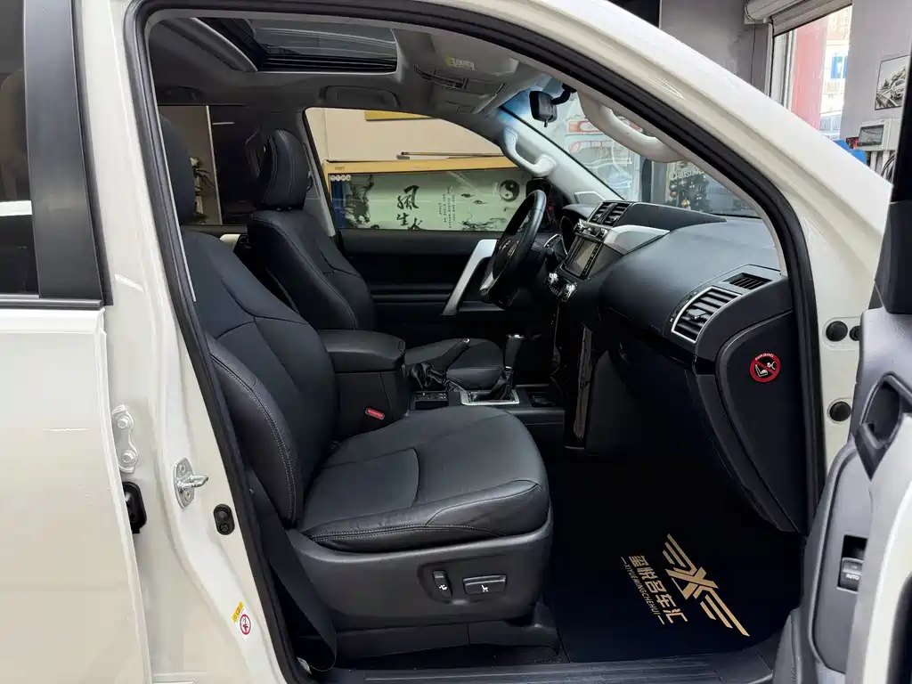 Toyota Prado — миниатюра 14