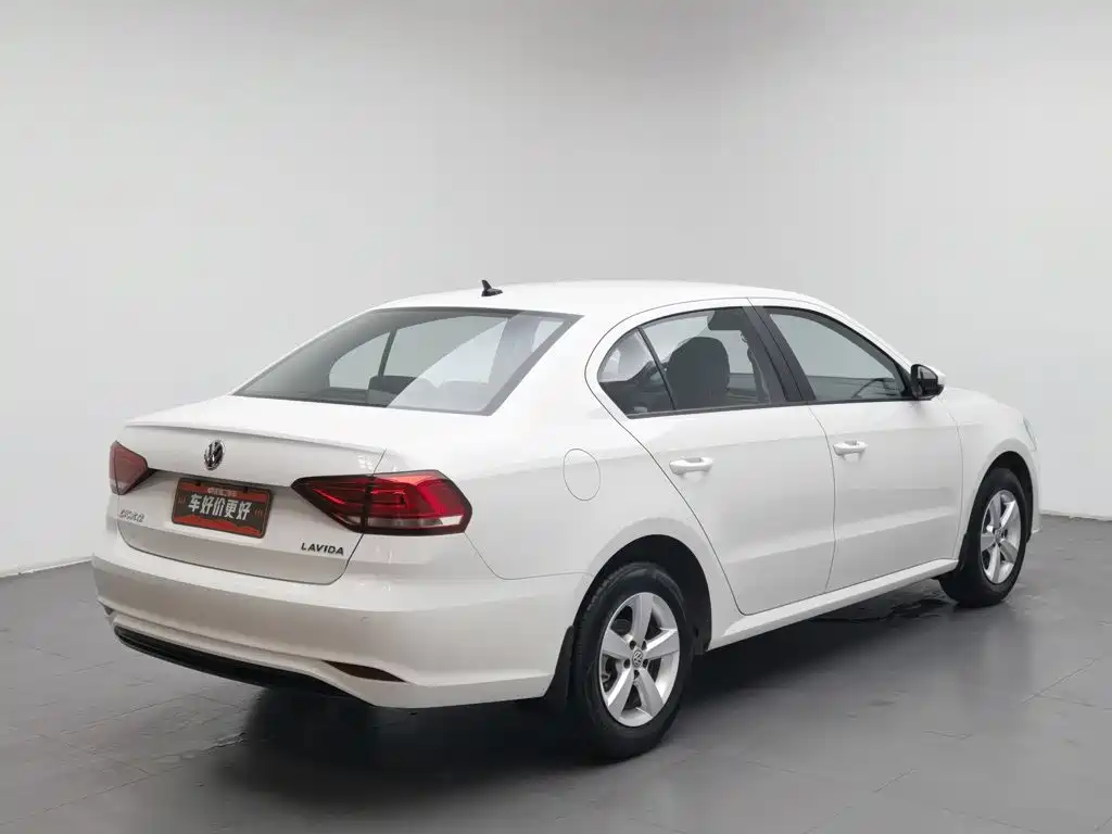 Volkswagen Lavida — миниатюра 2