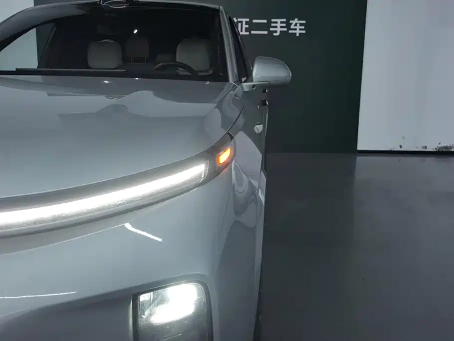 Li Auto Li L9 — миниатюра 5