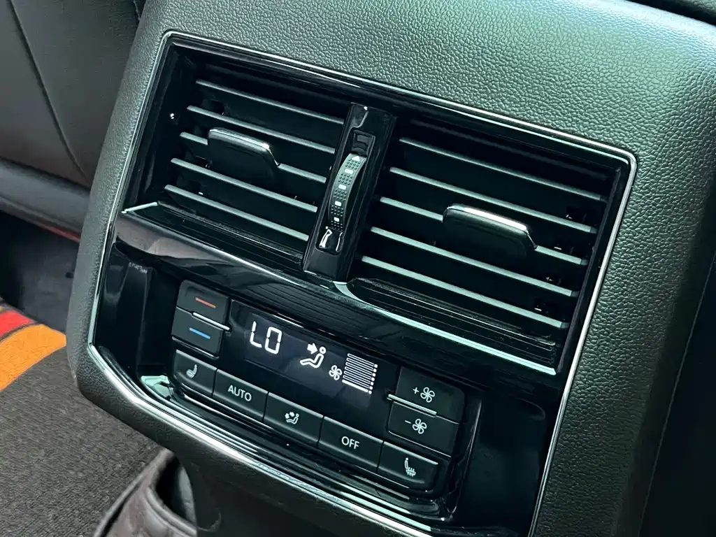 Volkswagen Teramont — миниатюра 22