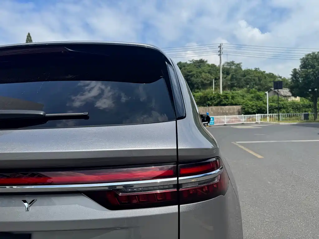 Geely Xingyue L — миниатюра 6
