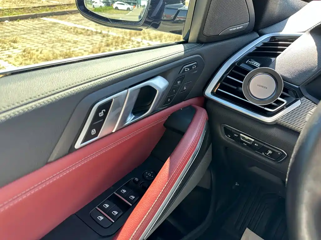 BMW X6 — миниатюра 24