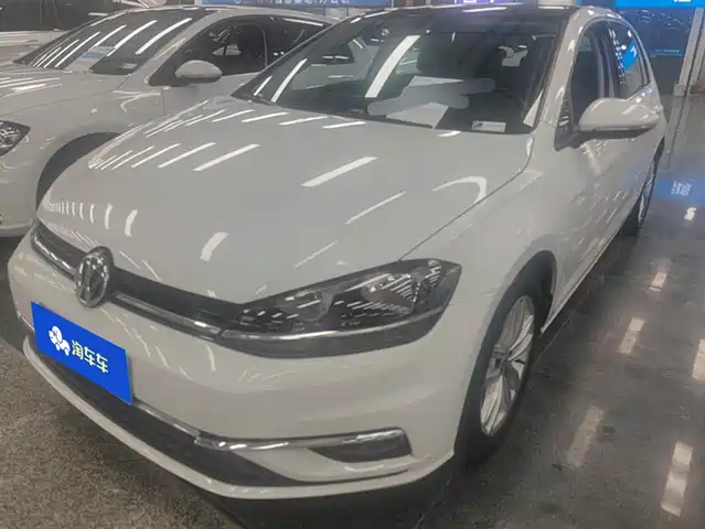 VOLKSWAGEN GOLF 2018