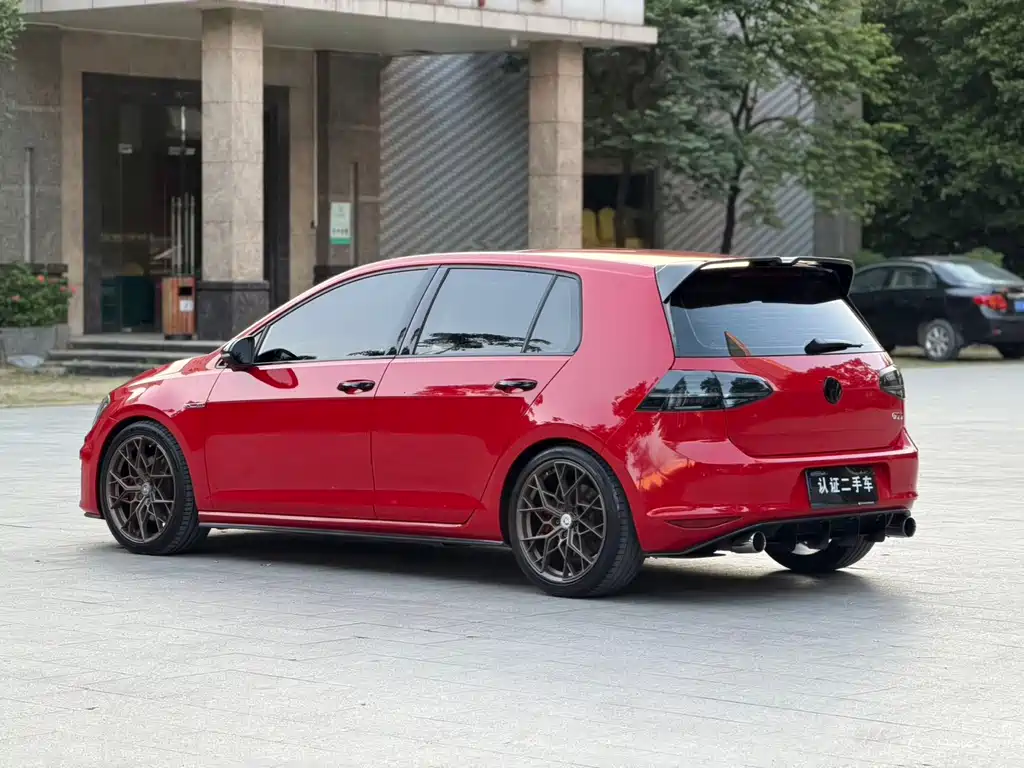 Volkswagen Golf GTI — миниатюра 7
