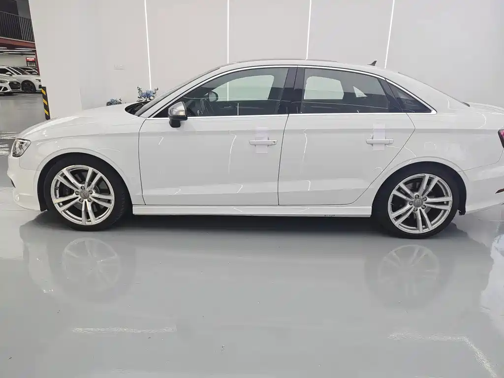 Audi S3 — миниатюра 5