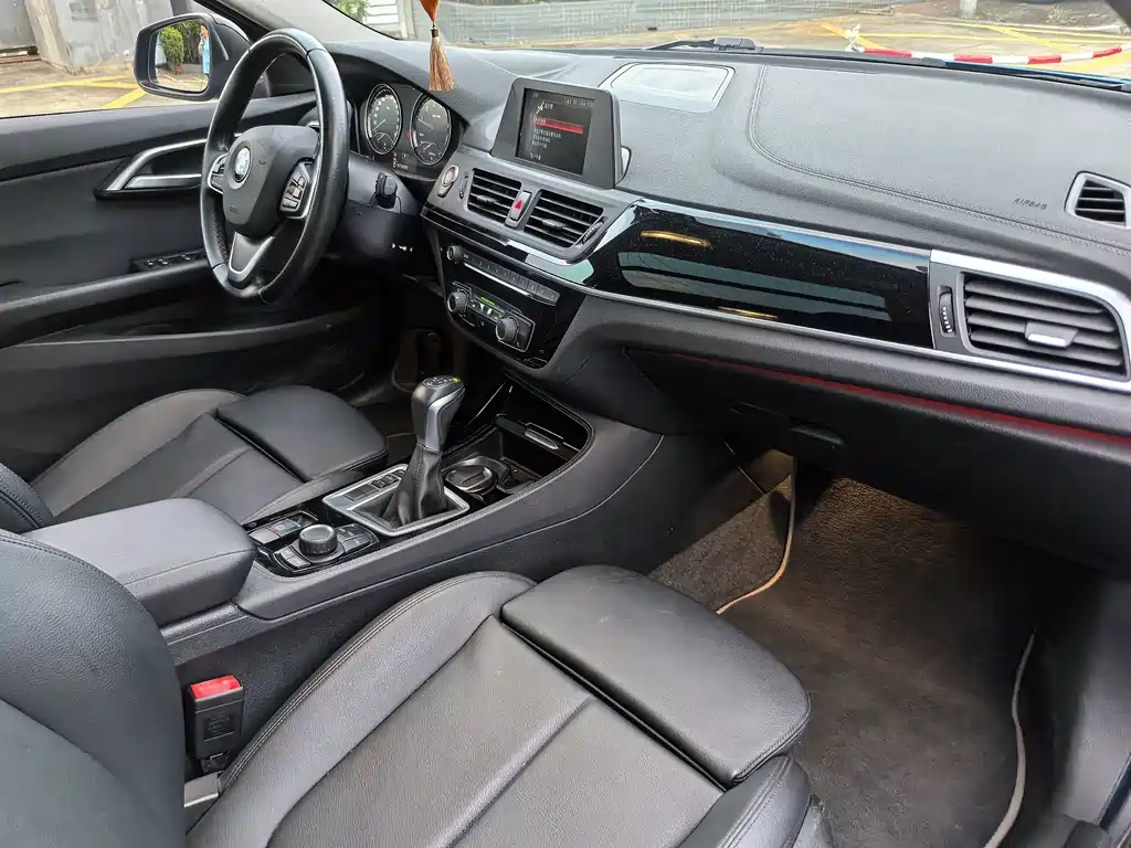 BMW 1 Series — миниатюра 14