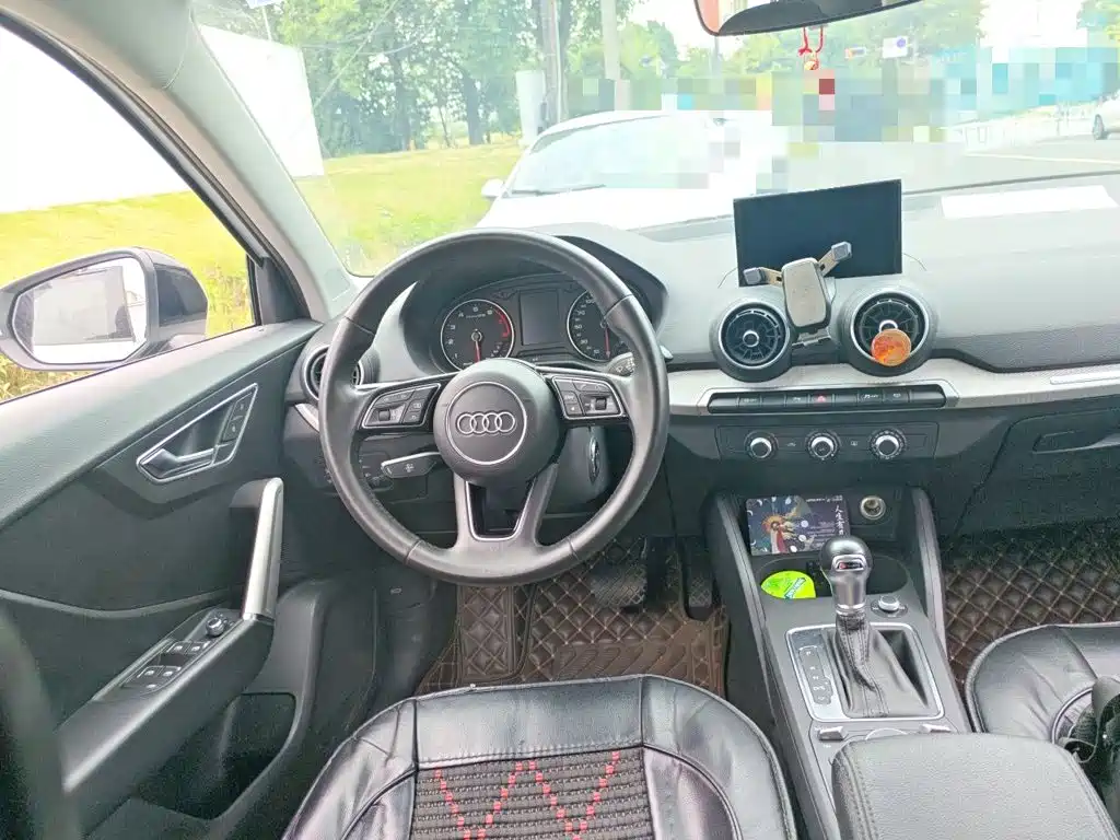 Audi Q2L — миниатюра 11