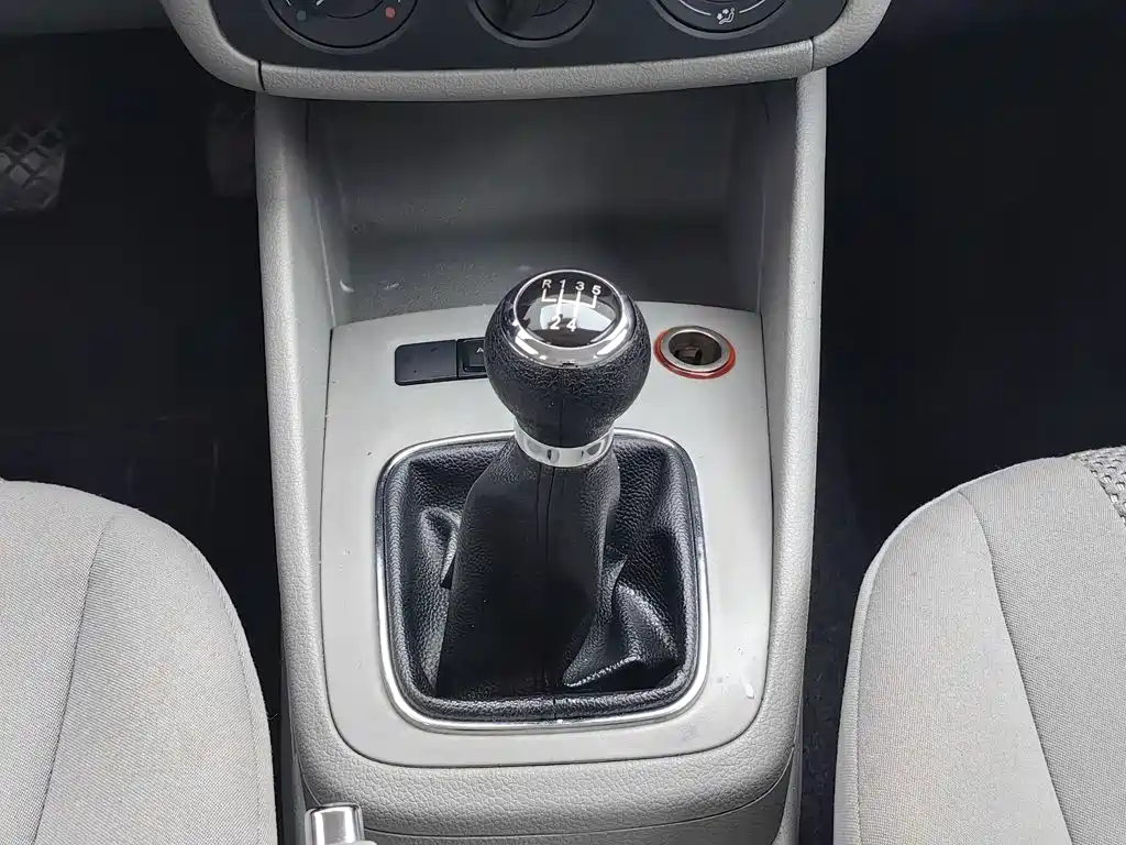 Volkswagen Bora — миниатюра 13