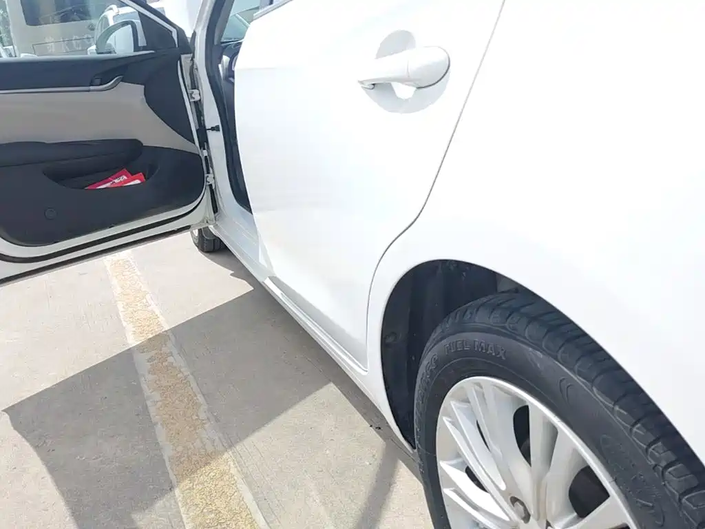Buick Excelle — миниатюра 22