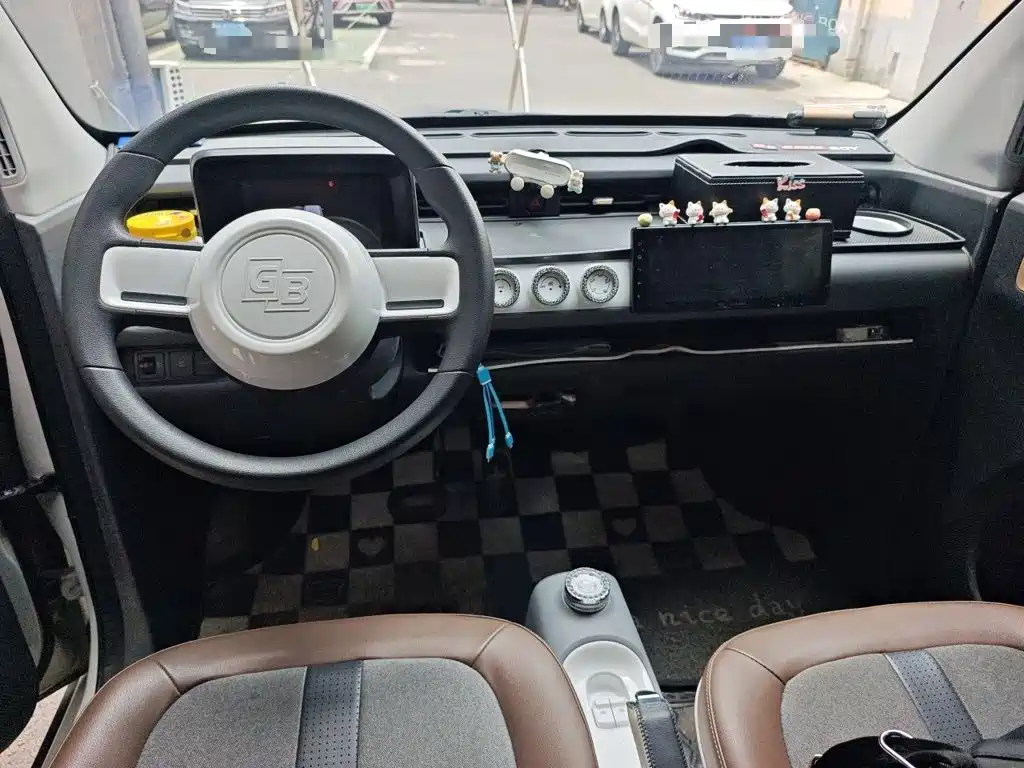 Wuling MINIEV — миниатюра 13