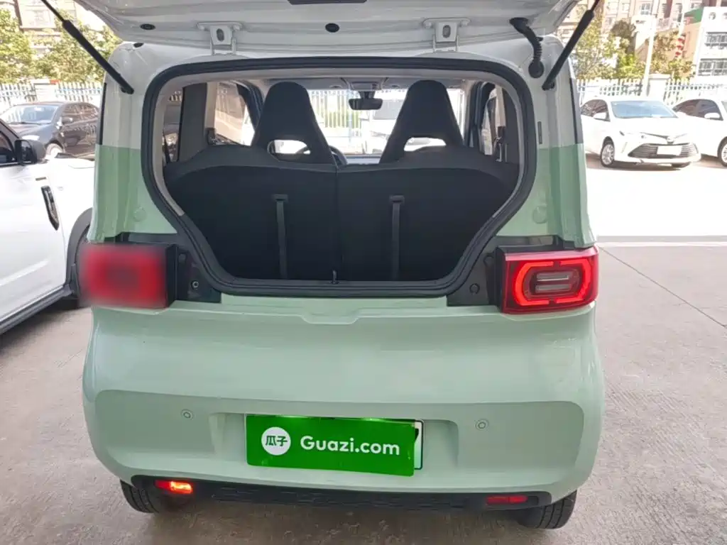 Wuling MINIEV — миниатюра 19