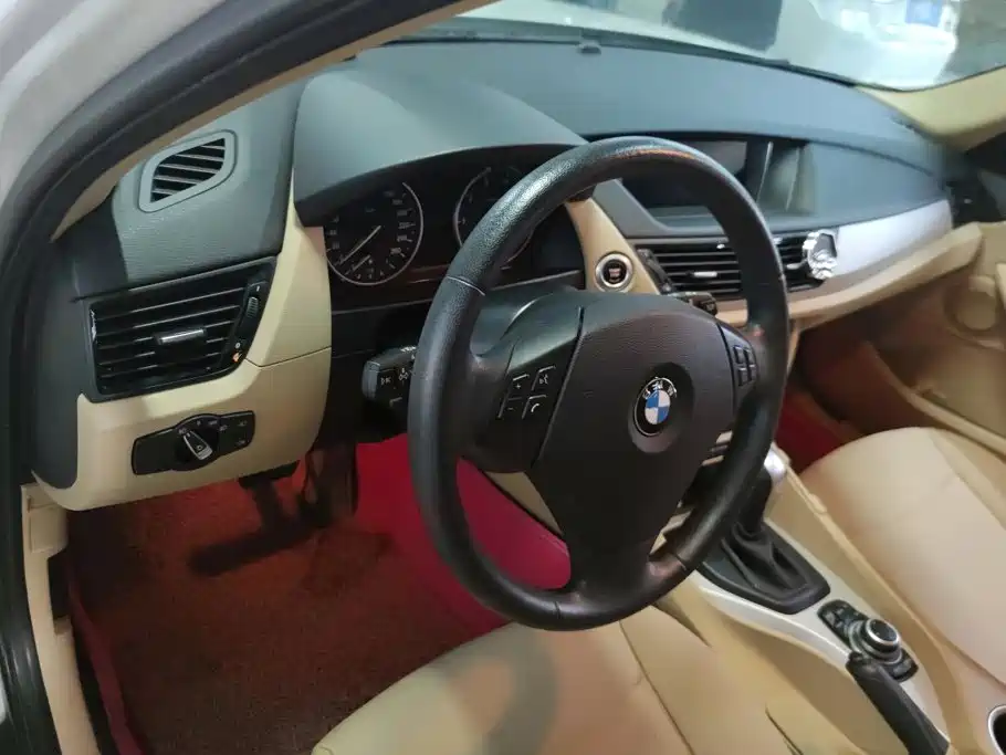 BMW X1 (Import) — миниатюра 12
