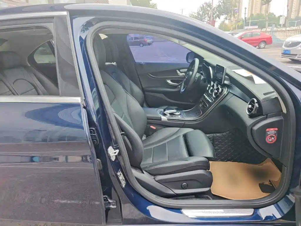 Mercedes-Benz C-Class — миниатюра 25