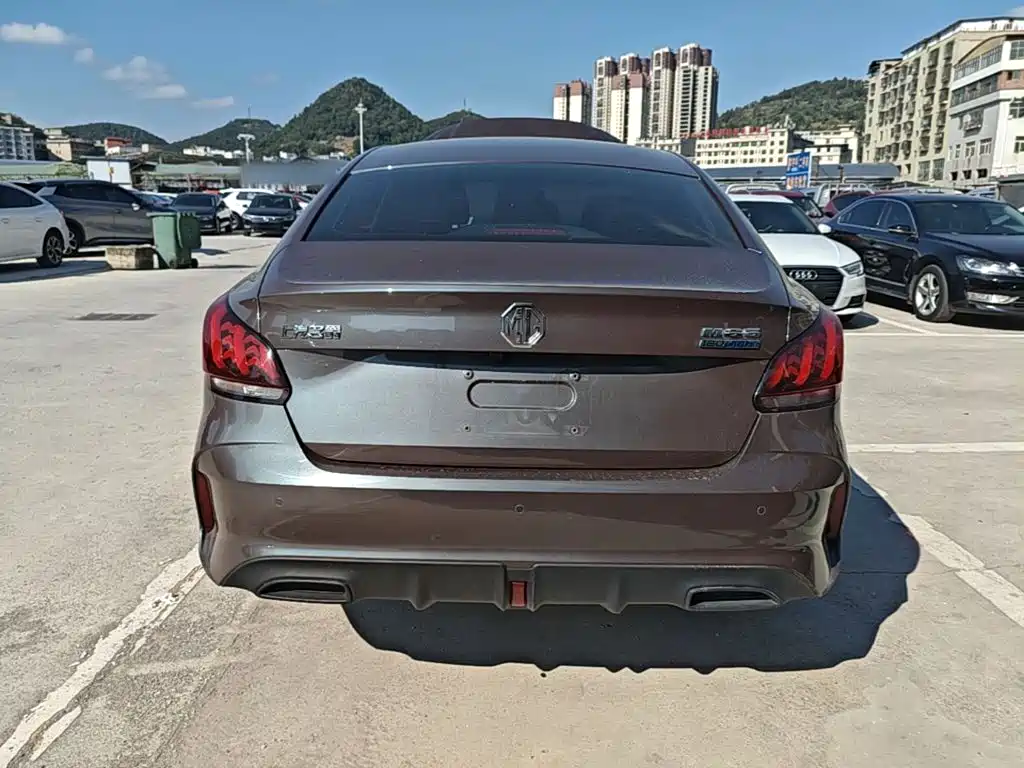 MG MG5 — миниатюра 6