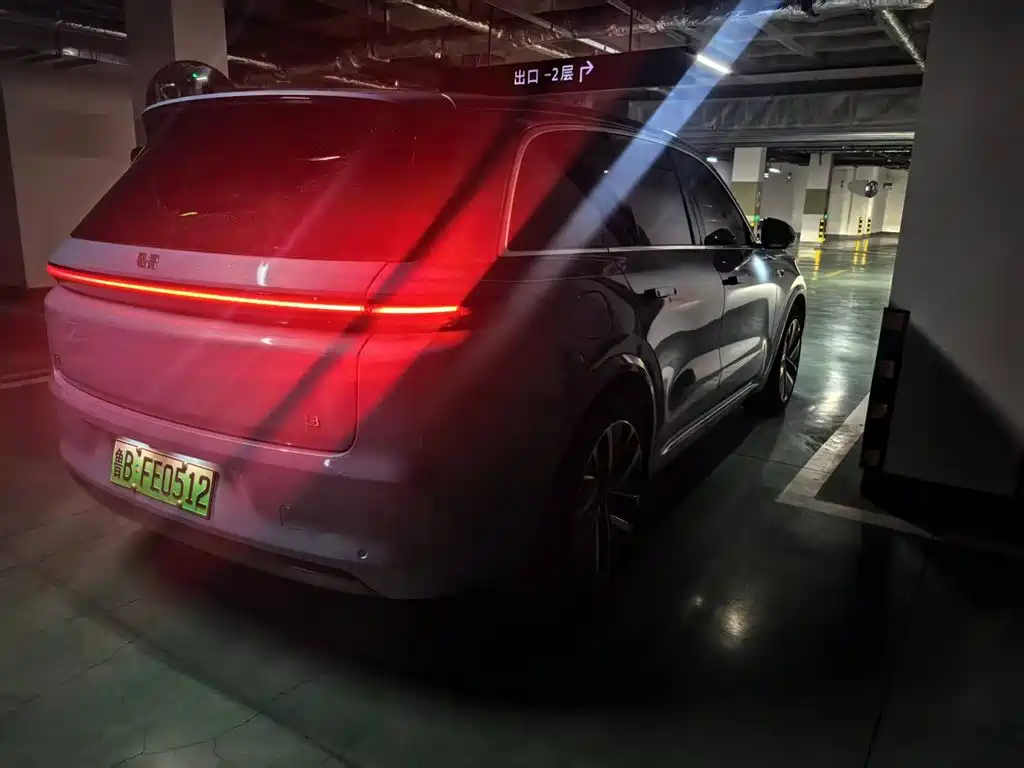 Li Auto L8 2024 Ultra