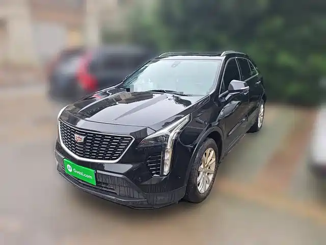 CADILLAC XT4