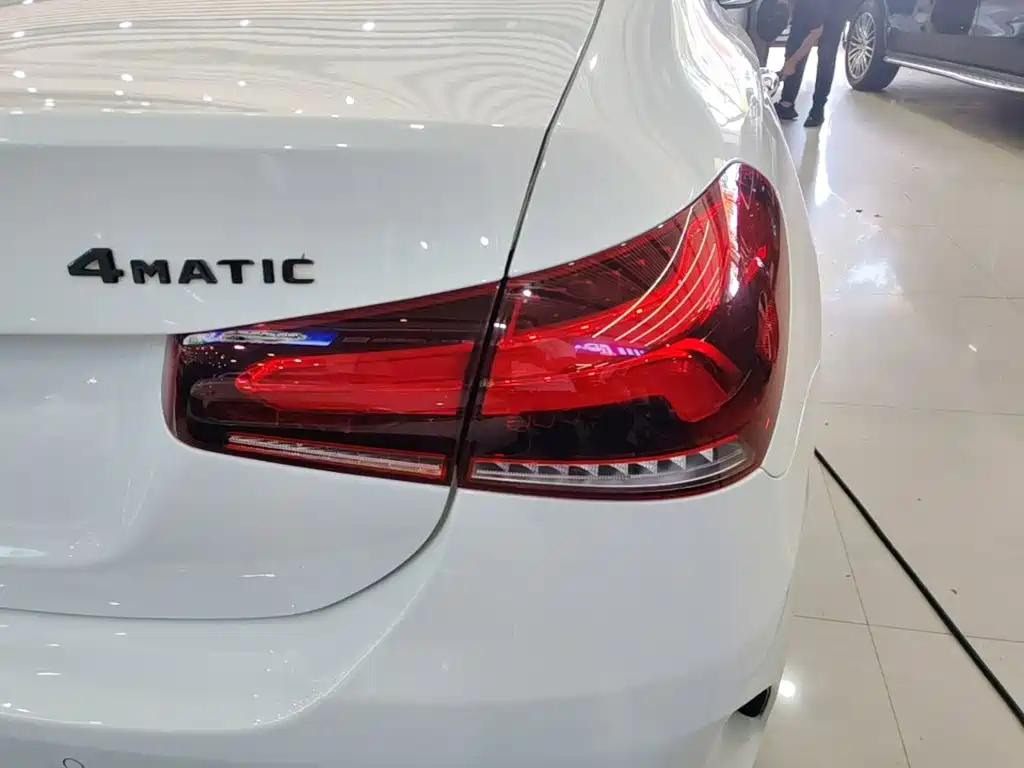 Mercedes-Benz A-Class — миниатюра 8