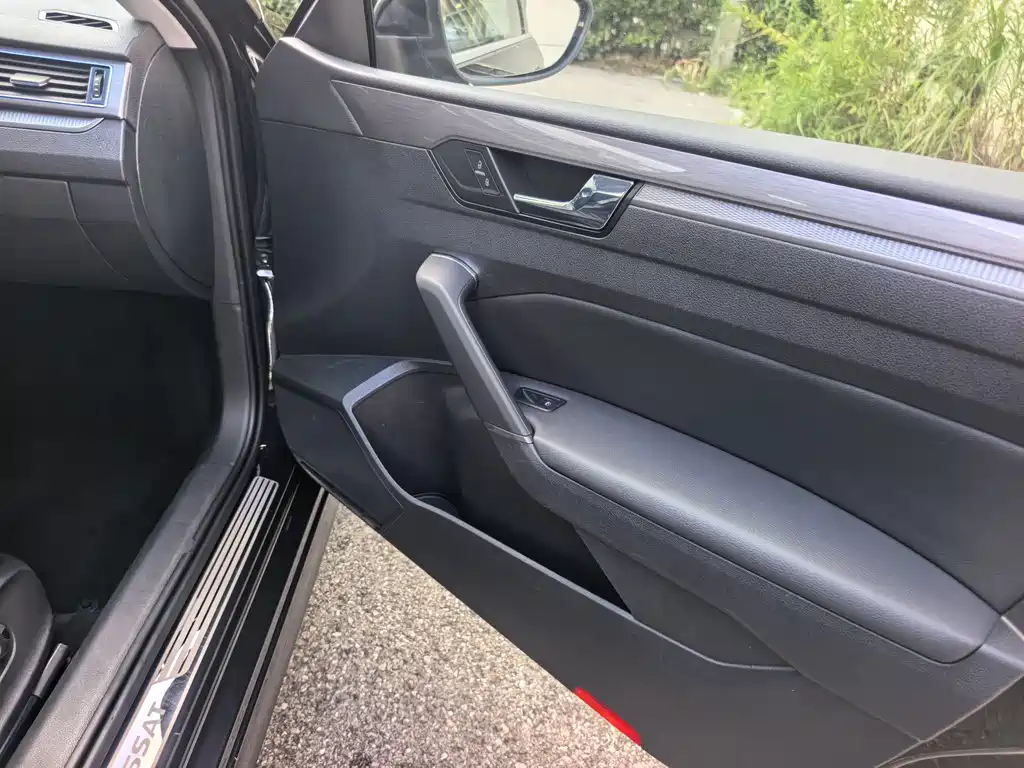 Volkswagen Passat — миниатюра 8