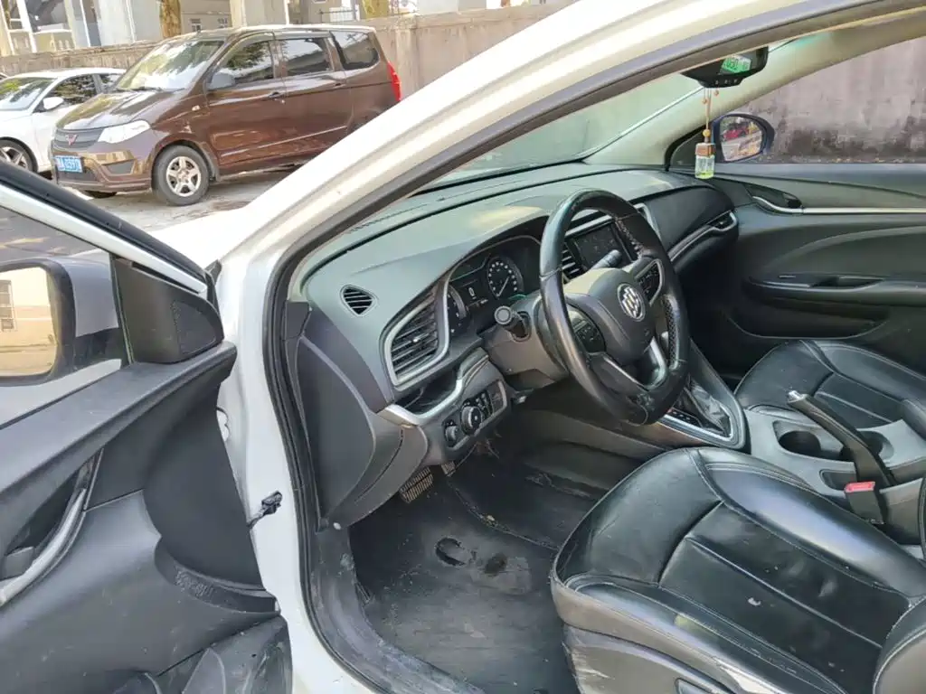 Buick Excelle — миниатюра 16