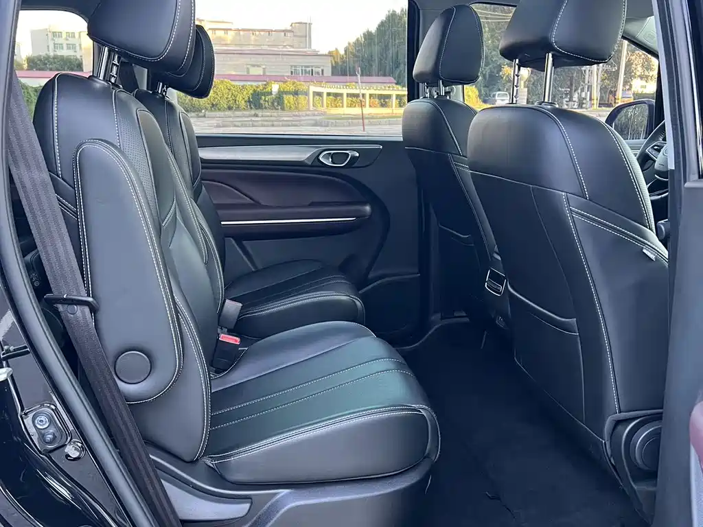 GAC Motor Trumpchi M6 — миниатюра 10