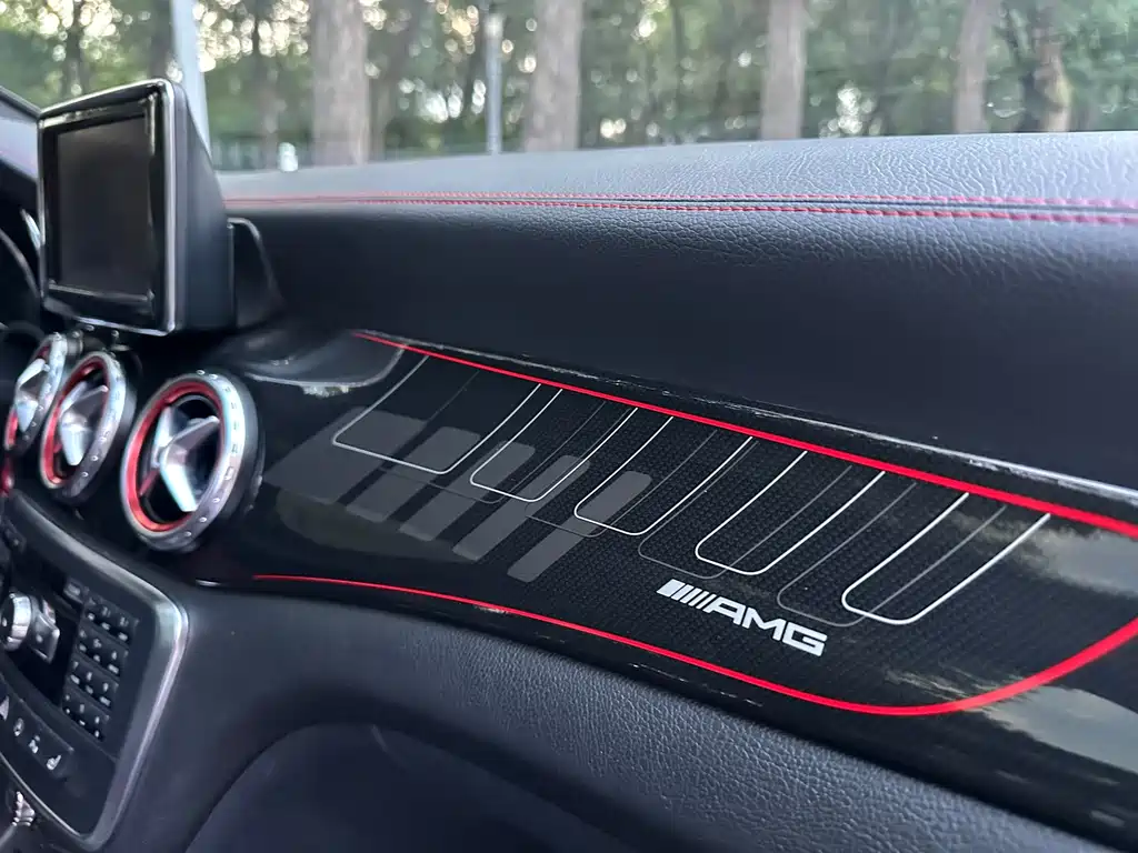 Mercedes-Benz GLA AMG — миниатюра 26