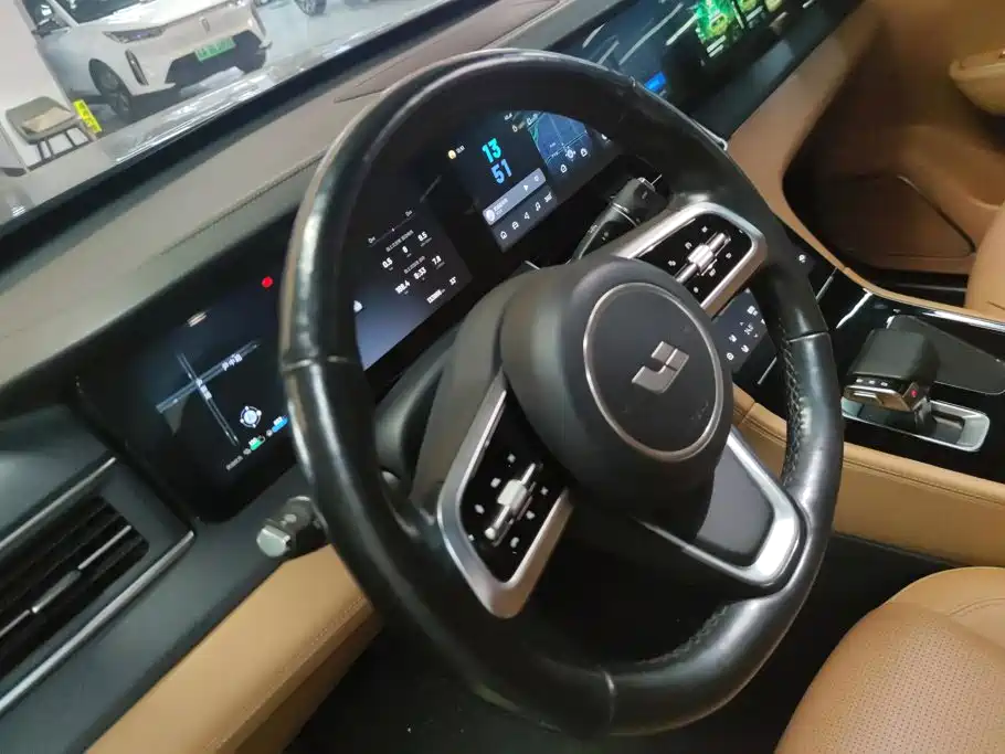 Li Auto Li ONE — миниатюра 15