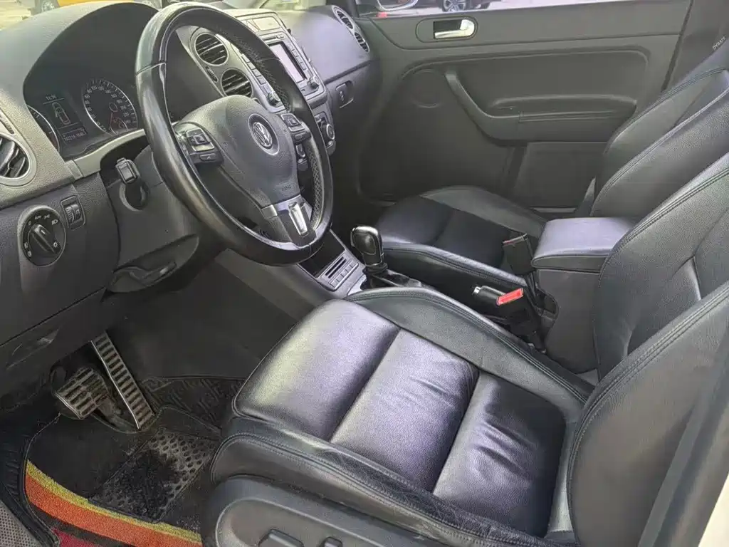 Volkswagen Golf (Import) — миниатюра 4