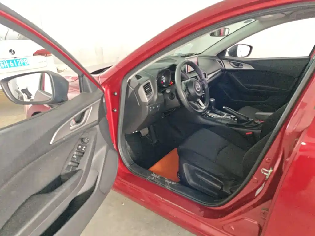 Mazda 3 Axela — миниатюра 16