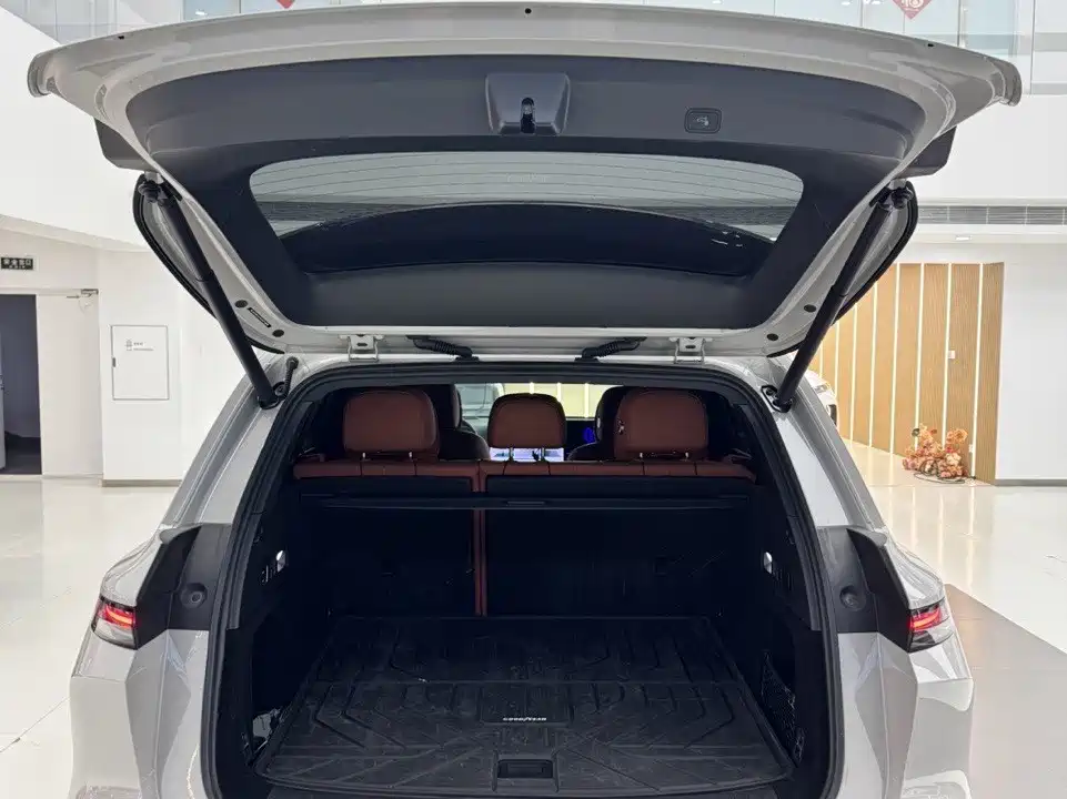 Li Auto Li L6 — миниатюра 6