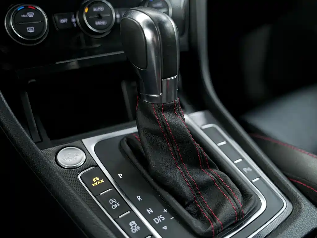 Volkswagen Golf GTI 2.0TSI GTI, фото 9