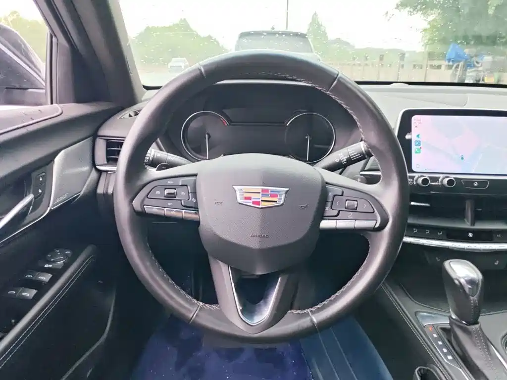 Cadillac CT4 — миниатюра 3