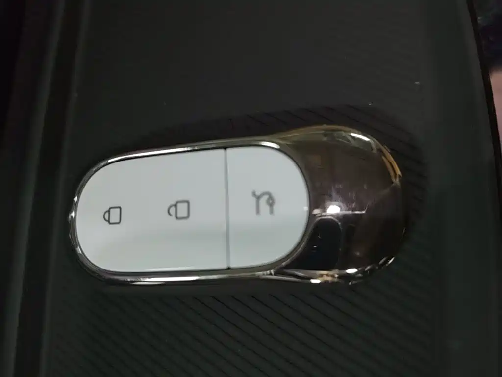 Leapmotor Leapmotor C11 — миниатюра 9