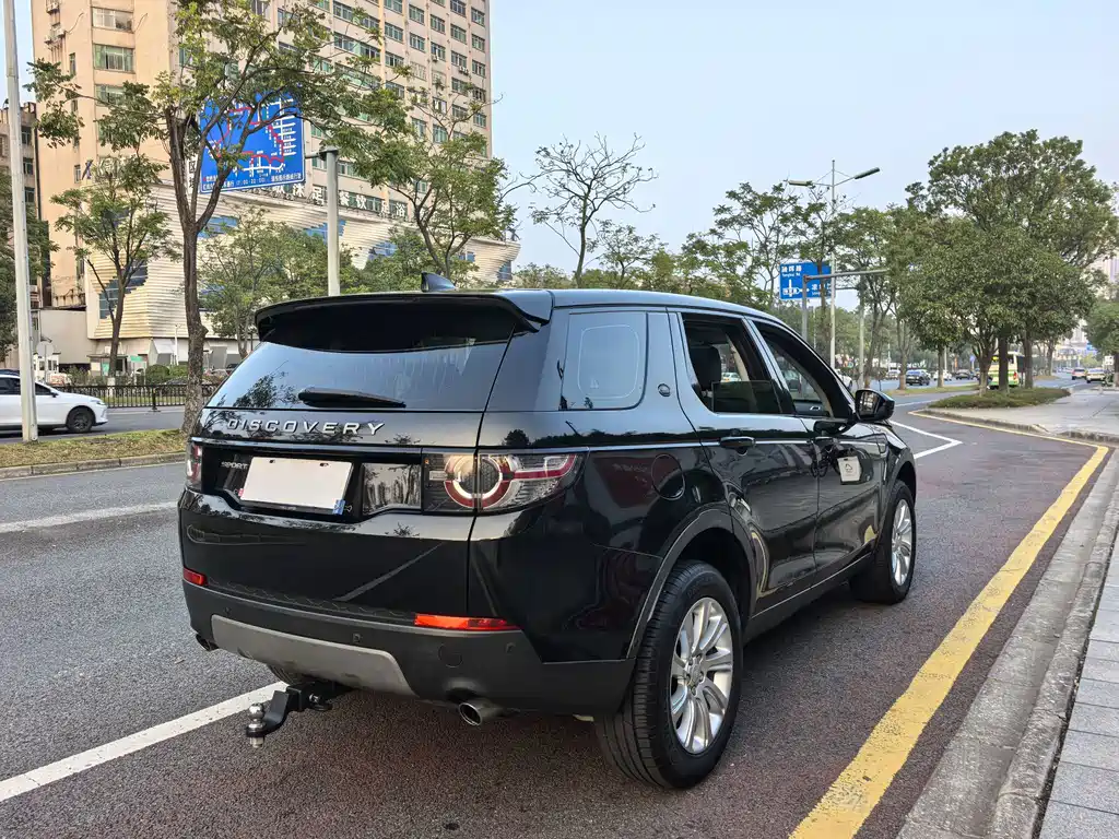 Land Rover Discovery Sport — миниатюра 15