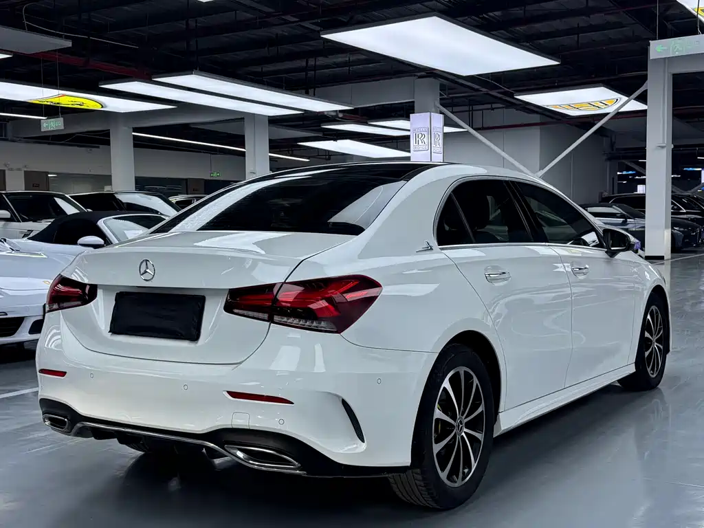 MERCEDES-BENZ A CLASS