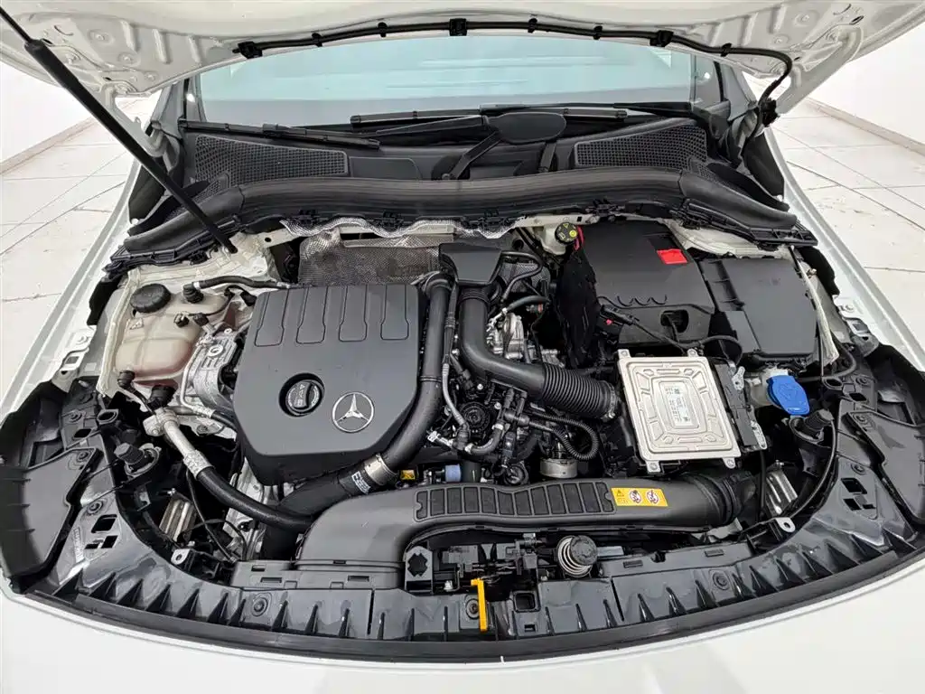 MERCEDES-BENZ B CLASS