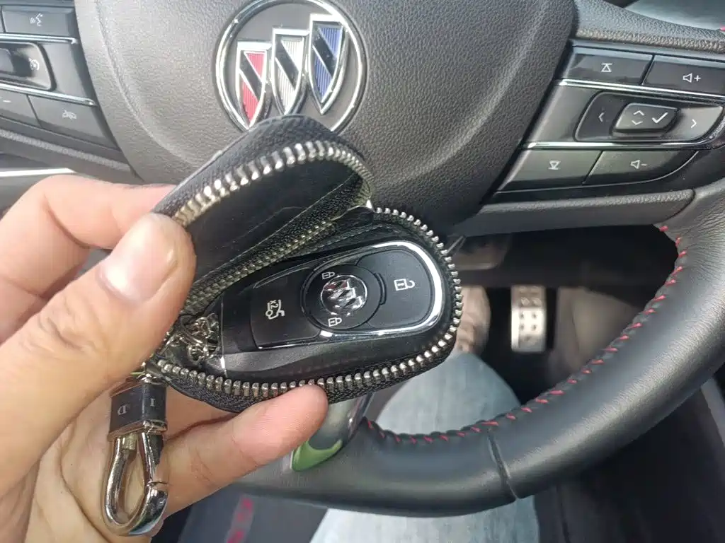 Buick Verano — миниатюра 12