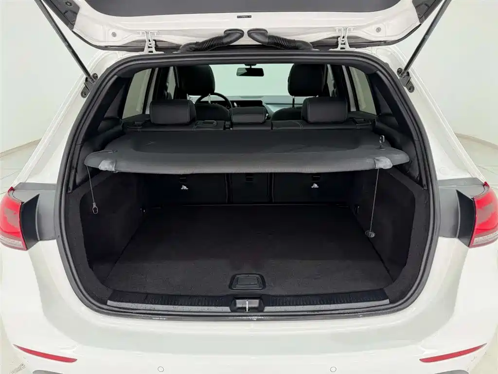 MERCEDES-BENZ B CLASS