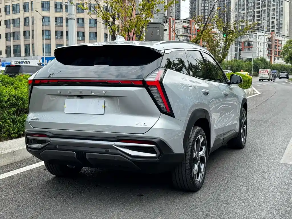 Geely Boyue L — миниатюра 23