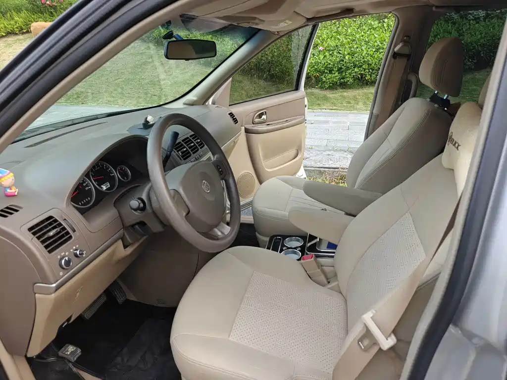 Buick GL8 — миниатюра 4