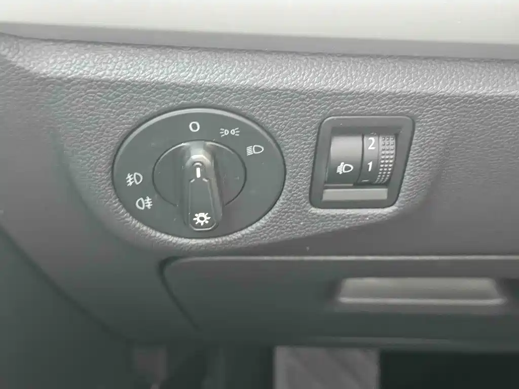 Volkswagen Lavida — миниатюра 24