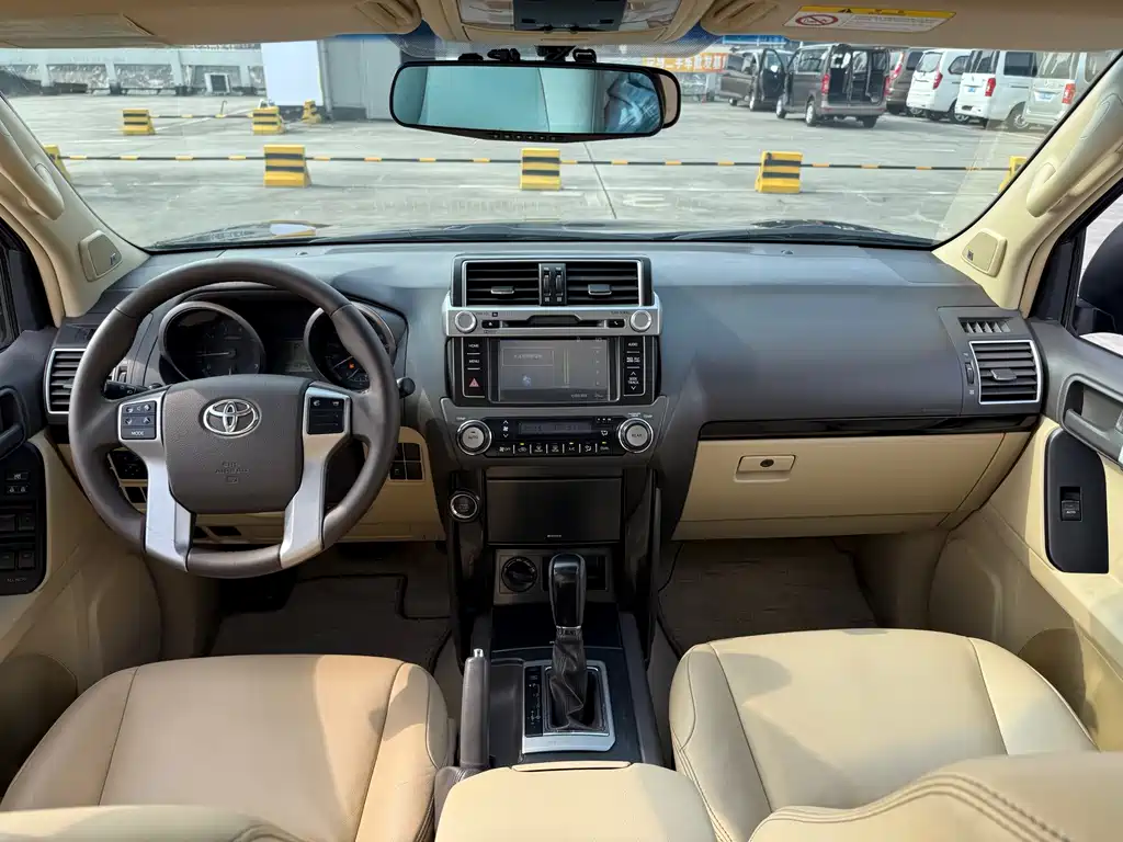 Toyota Prado — миниатюра 13